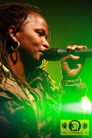 Sista Gracy (D) and The Yardy Crew 14. Reggae Jam Festival - Bersenbrueck 08. August 2008 (4).JPG
